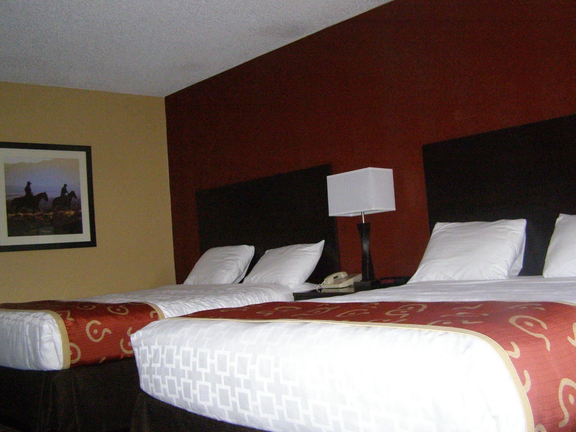C Punch Inn & Casino Unionville Extérieur photo